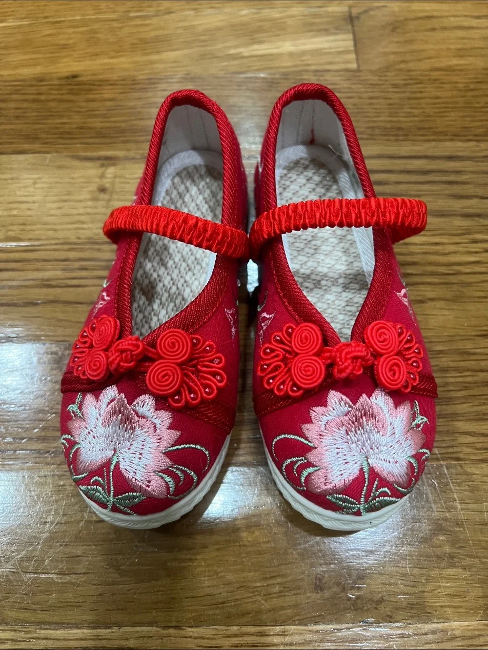 Girls Red Embroidered Mary Jane Slip-On Shoes